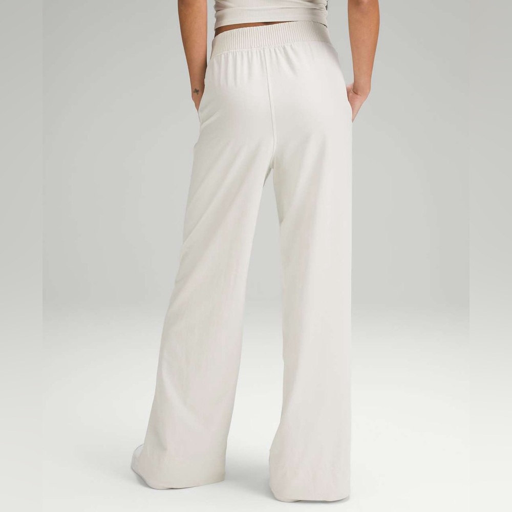 COPY 🍋 Lululemon Stretch Woven Wide-Leg High-Rise Pant, Bone, size L - Picture 3 of 14